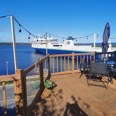 Starboard Side Guest House Channel-Port aux Basques Exterior photo
