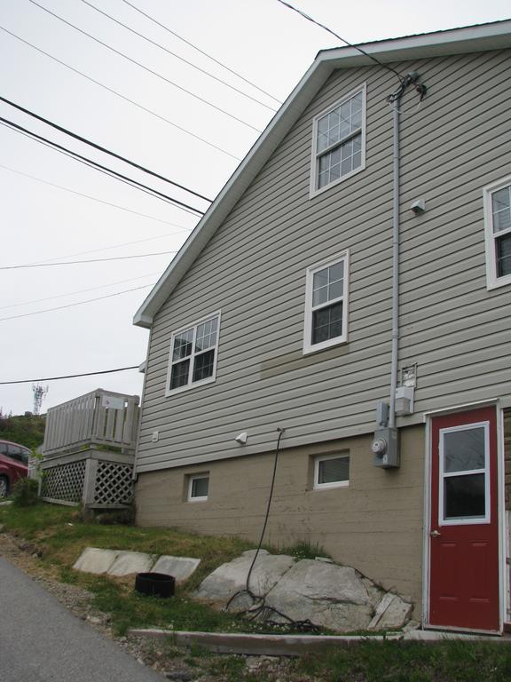 Starboard Side Guest House Channel-Port aux Basques Exterior photo